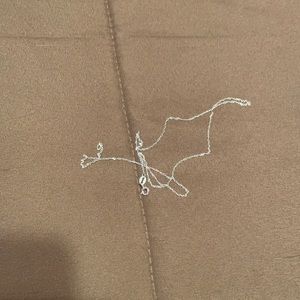 18 inch 925 silver chain.